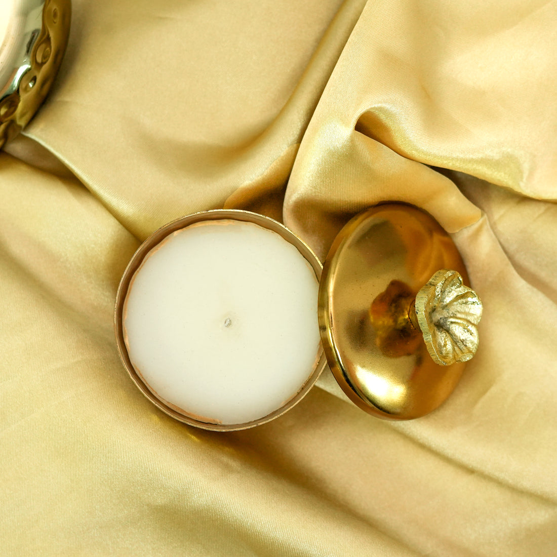 Gold Metal Soy Wax Scented Candle