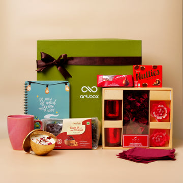 Cozy Cheer Hamper