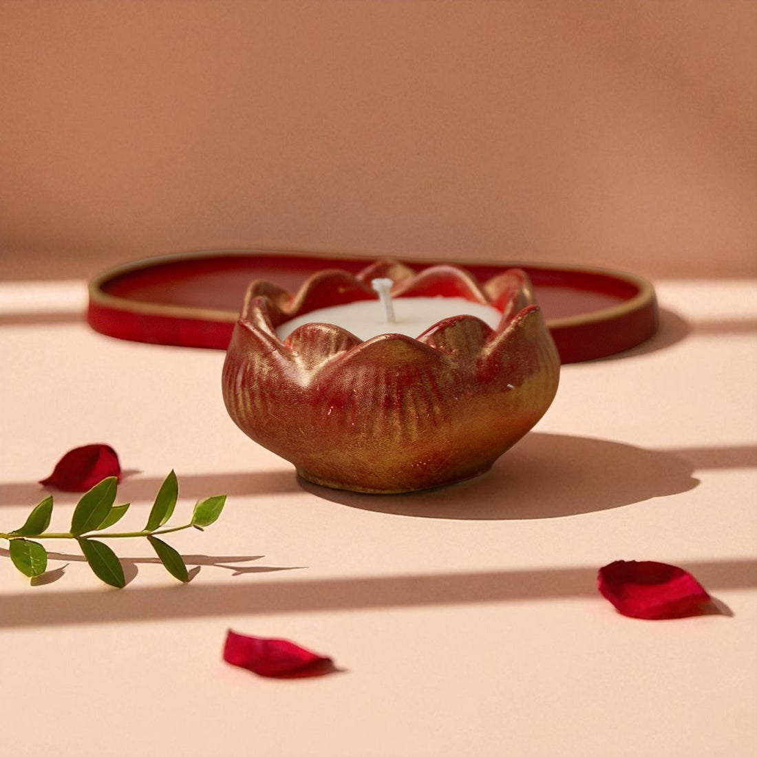 Eternal Bloom Candle With Tray