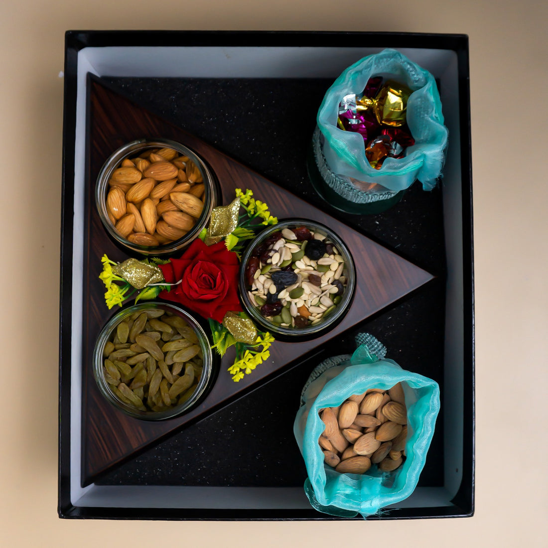 The Regal Triangle Hamper