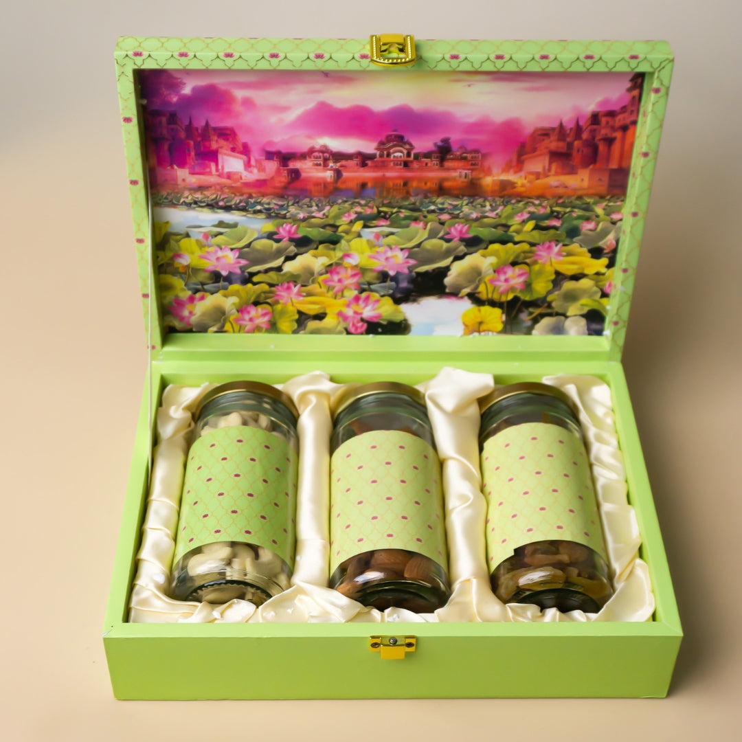 Royal Heritage Dry Fruit Gift Box